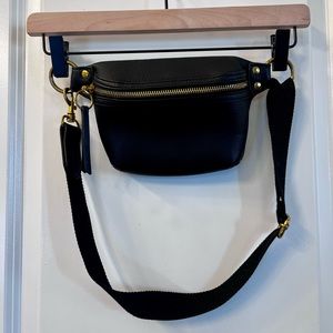 Target | Universal Thread Fanny Pack